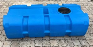 Пластиковый или металлический бак: что лучше для хозяйственных нужд